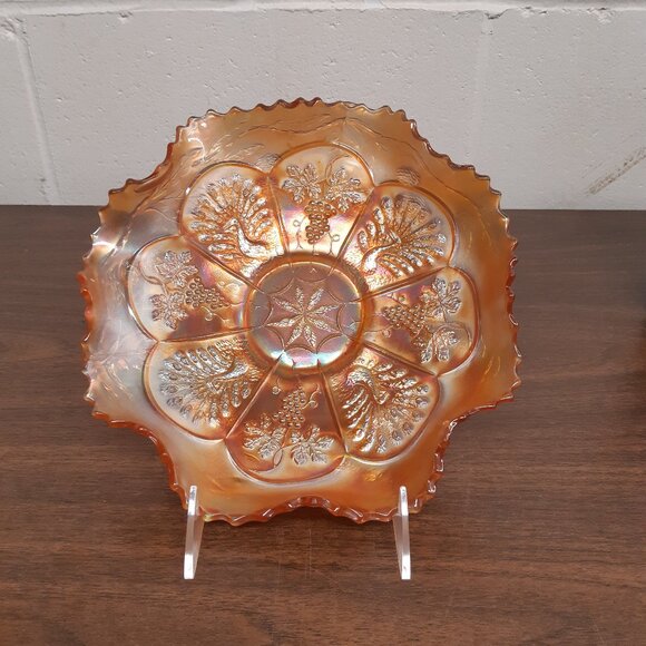 Vintage Peacock and Grapes Marigold Carnival Glass Ruffled Saw tooth bowl - Picture 1 of 6